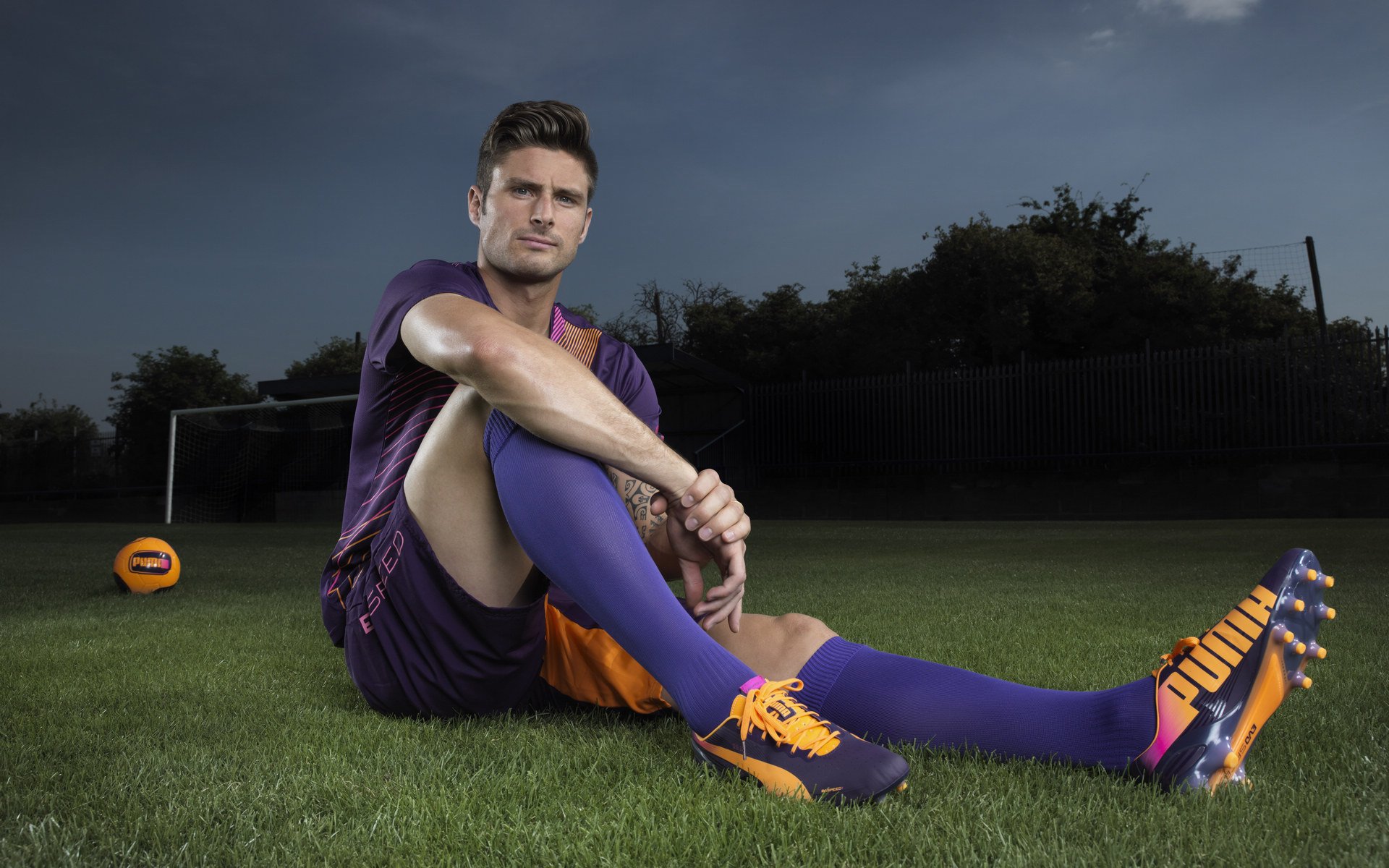 九游娱乐(jiuyou)官方网站-“腰旗式美式橄榄球：竞技新趋势在成都七中东部赛场燃爆”